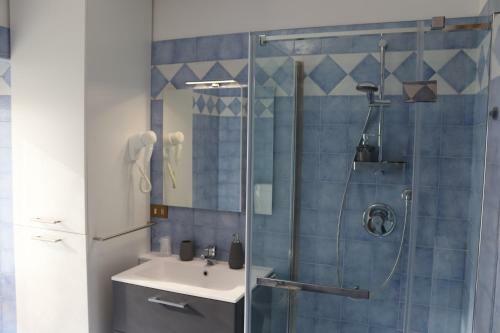Hostal A Due Passi Room & Breakfast