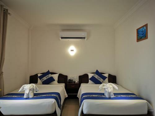 Rain Rock Hotel