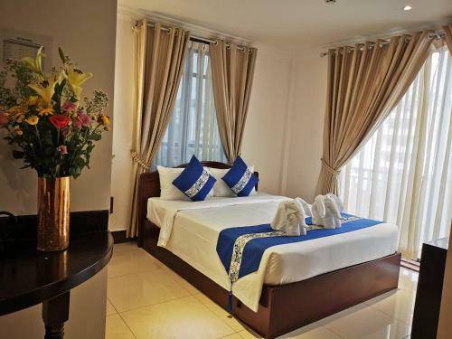 Rain Rock Hotel