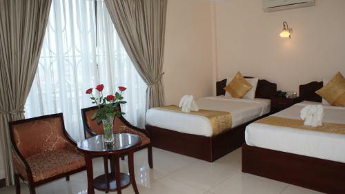 Rain Rock Hotel