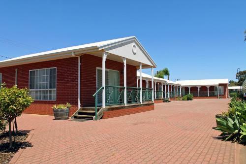 John Pirie Motor Inn