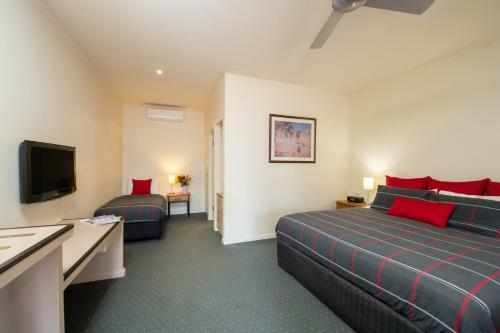John Pirie Motor Inn
