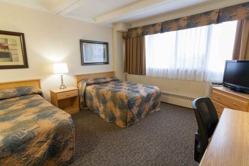 Motel Bcm Inns Fort Mcmurray - Franklin Avenue