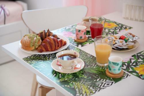 Hostal Altr� Guest House