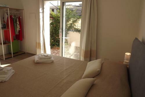 Hostal Flamingo Guest House- Rooms