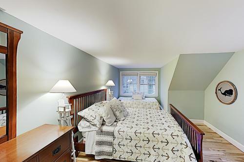 Cape Harbor Hideaway