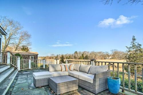 Riverfront Kingston Home With Deck And Fire Pit!