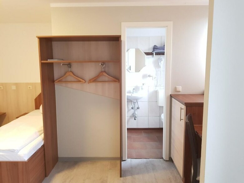 Hostal Pension Im Bett