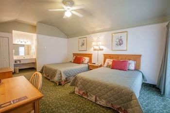 River's Edge Resort