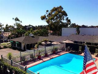 Motel Coast Village Inn