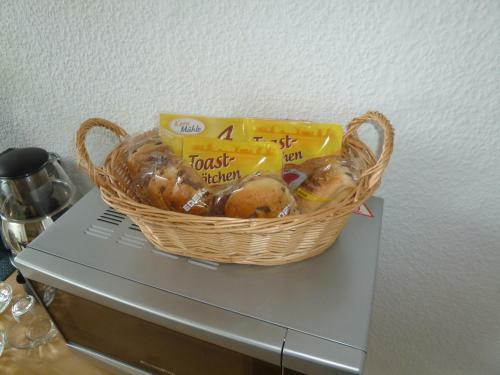 Airport Apartment