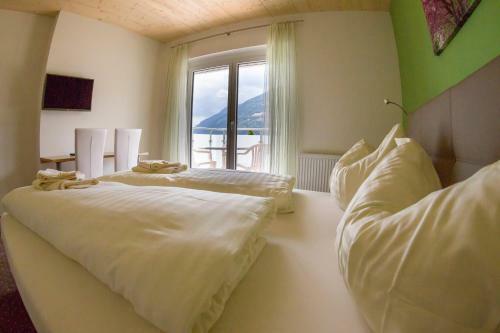 Hostal G�stehaus Krappinger/pizzeria Mamma Mia