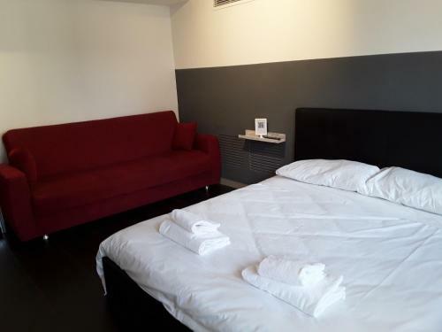 Hostal Savoia Rooms