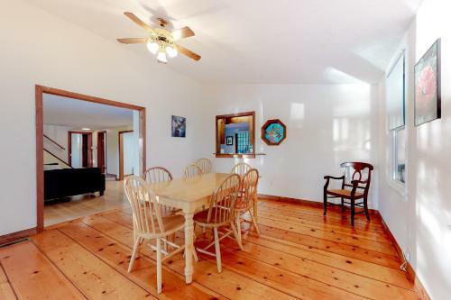Santuit Pond Retreat