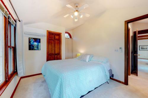 Santuit Pond Retreat