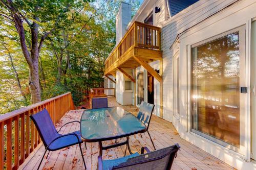 Santuit Pond Retreat