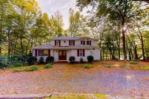 Santuit Pond Retreat