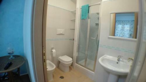 Hostal 5-1-35