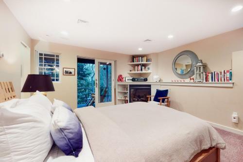West End Retreat