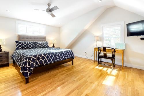 Chic Spacious Home Half A Mile From Commercial Street