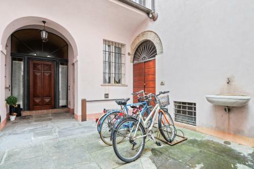 Apartamento Palazzo Della Pilotta Roomy And Quiet Flat