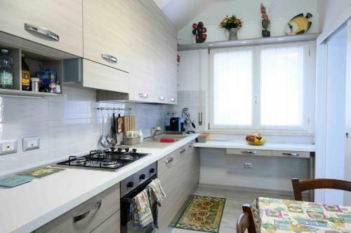 Apartamento Intero Appartamento Con Giardino E Colazione Dario