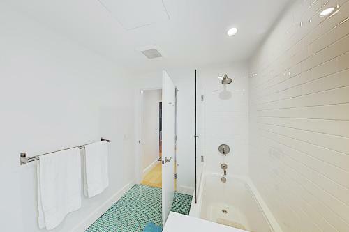 North Bluff Bungalow