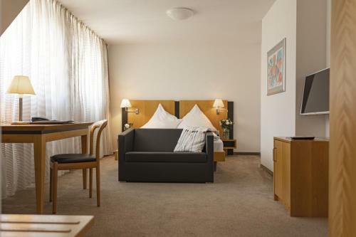 Dom Hotel
