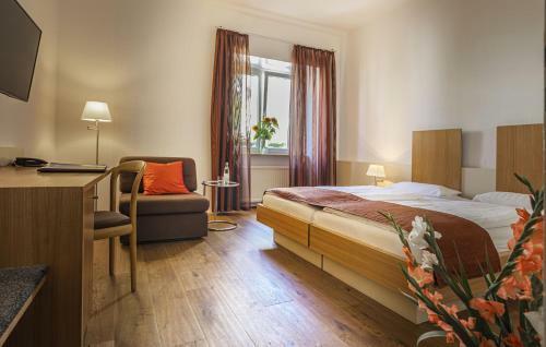 Dom Hotel