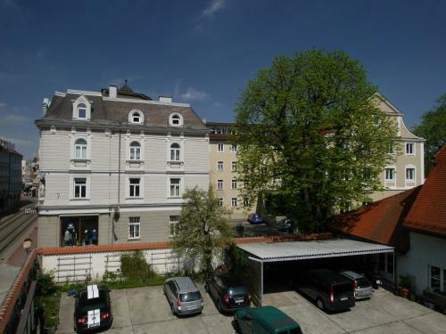 Dom Hotel
