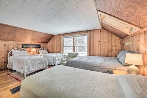 Torch Bay Hideaway Cottage Near Torch Lake