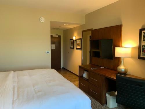 Hotel Comfort Inn & Suites