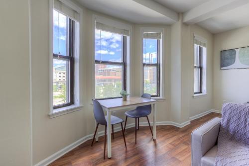 Apartamento Frontdesk I The Ashley Apts Downtown Detroit