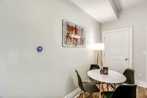 Forest Ave Apartments