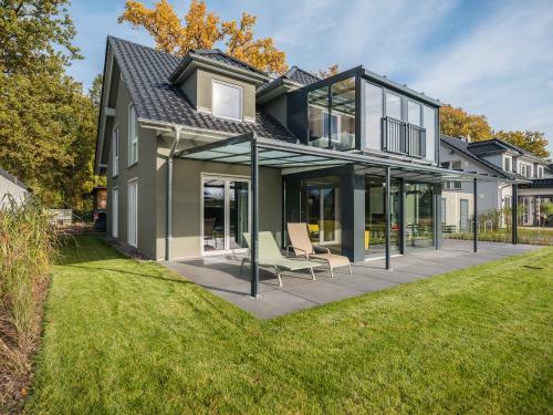 Apartamento Luxus Fewo 122 M� Direkt Am Wasser Mit Boot
