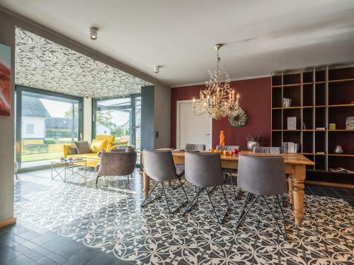 Apartamento Luxus Fewo 122 M� Direkt Am Wasser Mit Boot