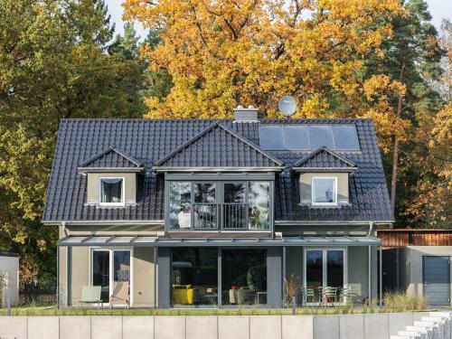 Apartamento Luxus Fewo 122 M� Direkt Am Wasser Mit Boot