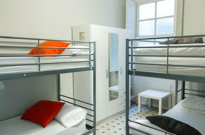 Bed & Breakfast Zentric Hostel