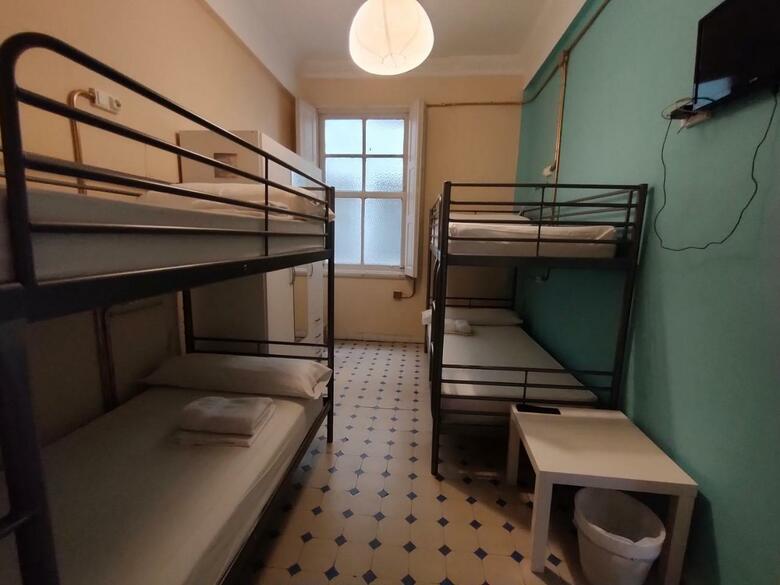 Bed & Breakfast Zentric Hostel