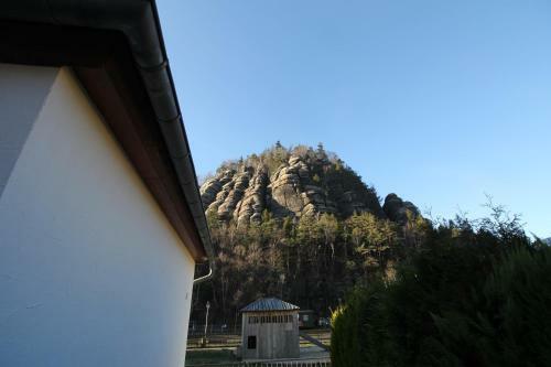 Oberlausitzer Ferienhaus Gebirgsh�usl Oybin