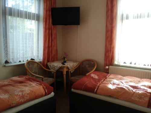 Hostal Pension Edelwei�