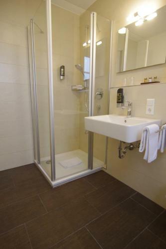 Hostal G�stehaus Sch�neck Garni - Dependance Zu Seehotel Hubertus