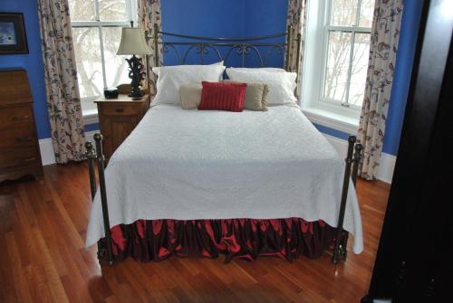 Legacy House Bed And Breakfast