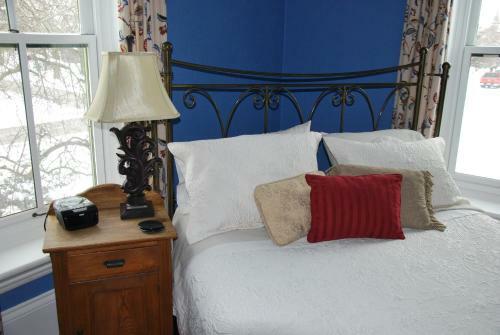 Legacy House Bed And Breakfast