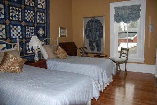 Legacy House Bed And Breakfast