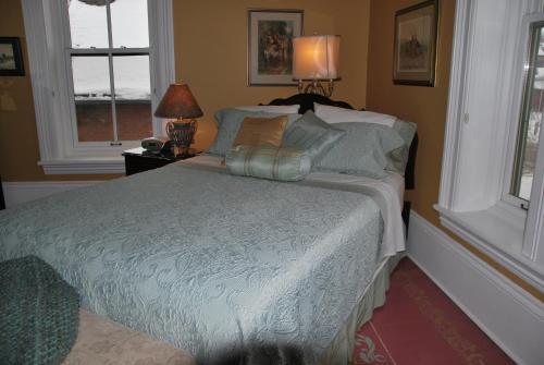 Legacy House Bed And Breakfast