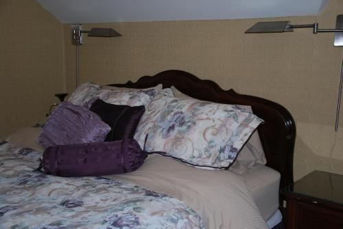 Legacy House Bed And Breakfast