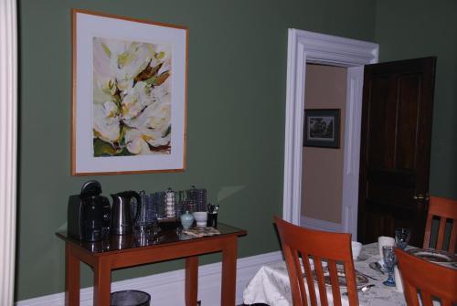 Legacy House Bed And Breakfast