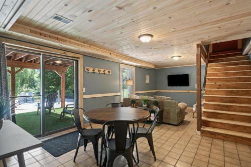 Wine Down Cottage - Summer And Winter Adventures!