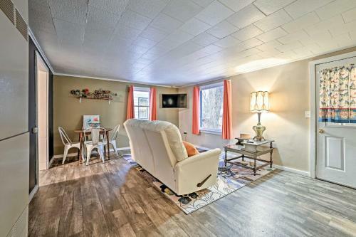 Quaint Frederic Home Ski, Boat And Hike Nearby